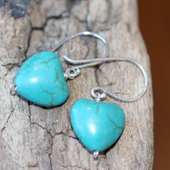 beautiful heart silver style dangle earrings - Picture 3 of 5